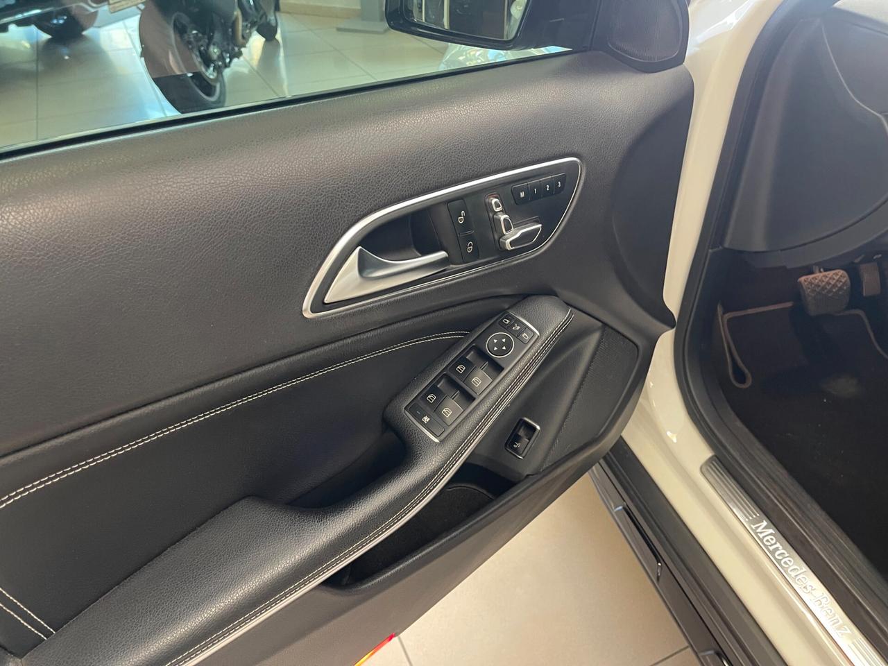 Mercedes-benz GLA 200d AMG EDITION 136cv