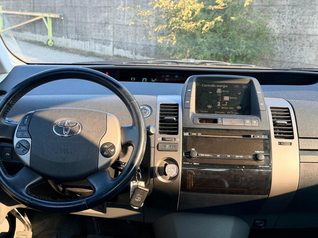 Toyota Prius 1.5i 16V Euro 4 - 2005 - 220.000 km