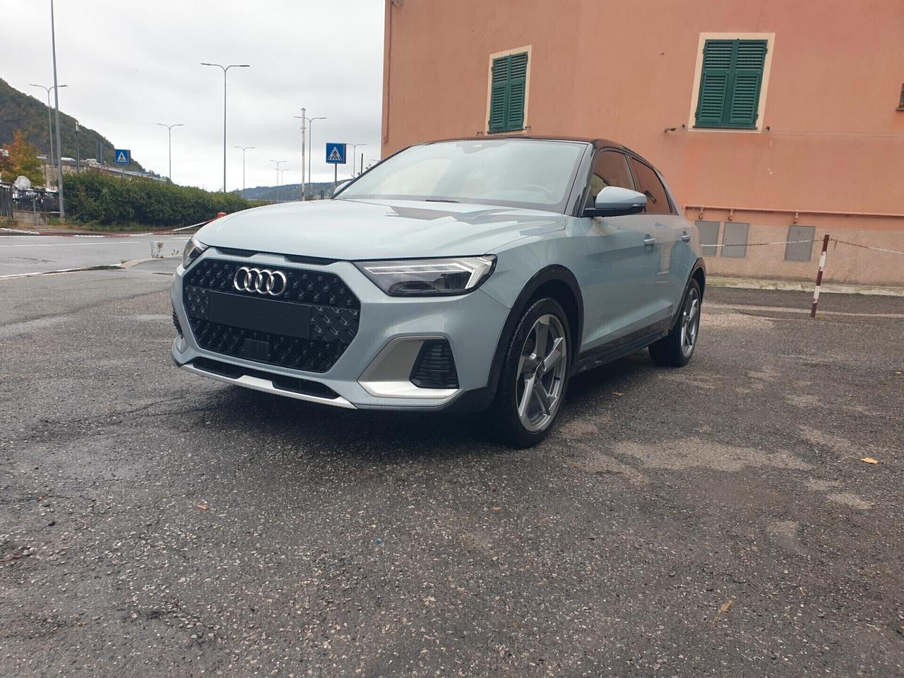 Audi A1 allstreet 30 TFSI S tronic bicolor