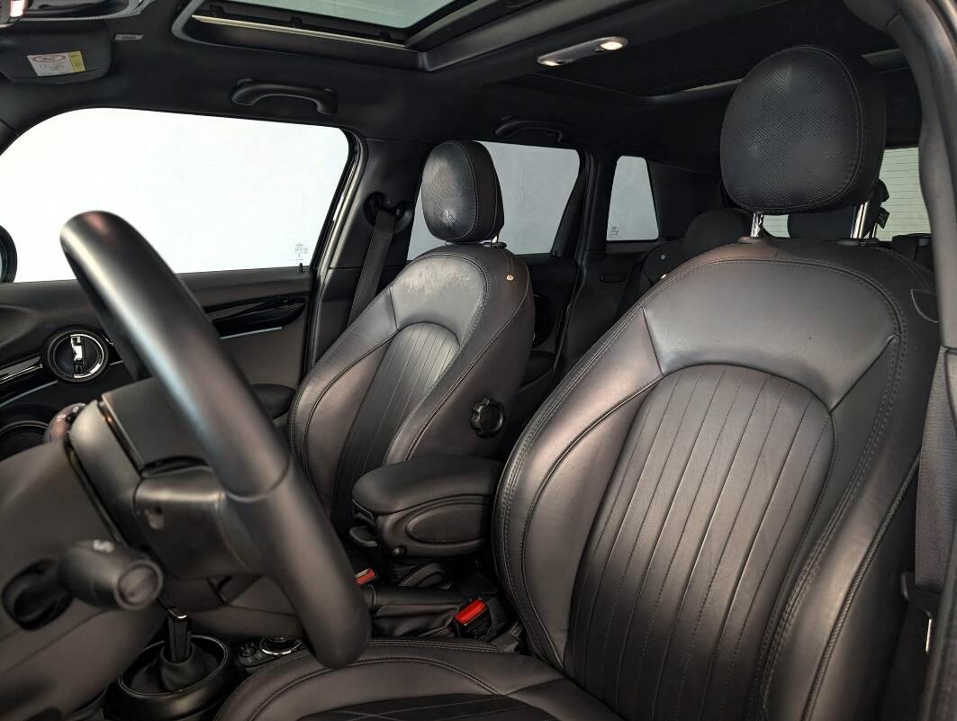 Mini Mini 5 Porte 1.5 Cooper Yours auto