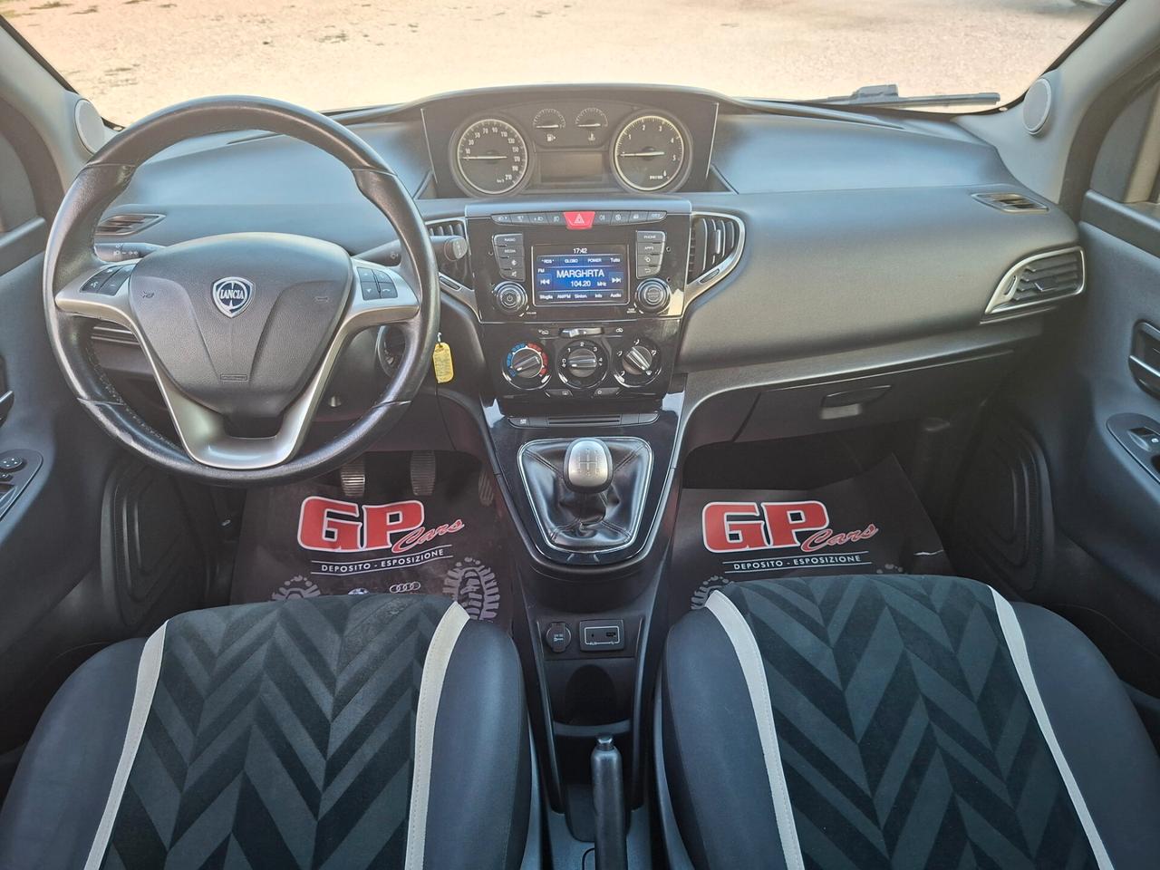 Ypsilon 1.3 MJT 95 CV 5p Cerchi*Clima