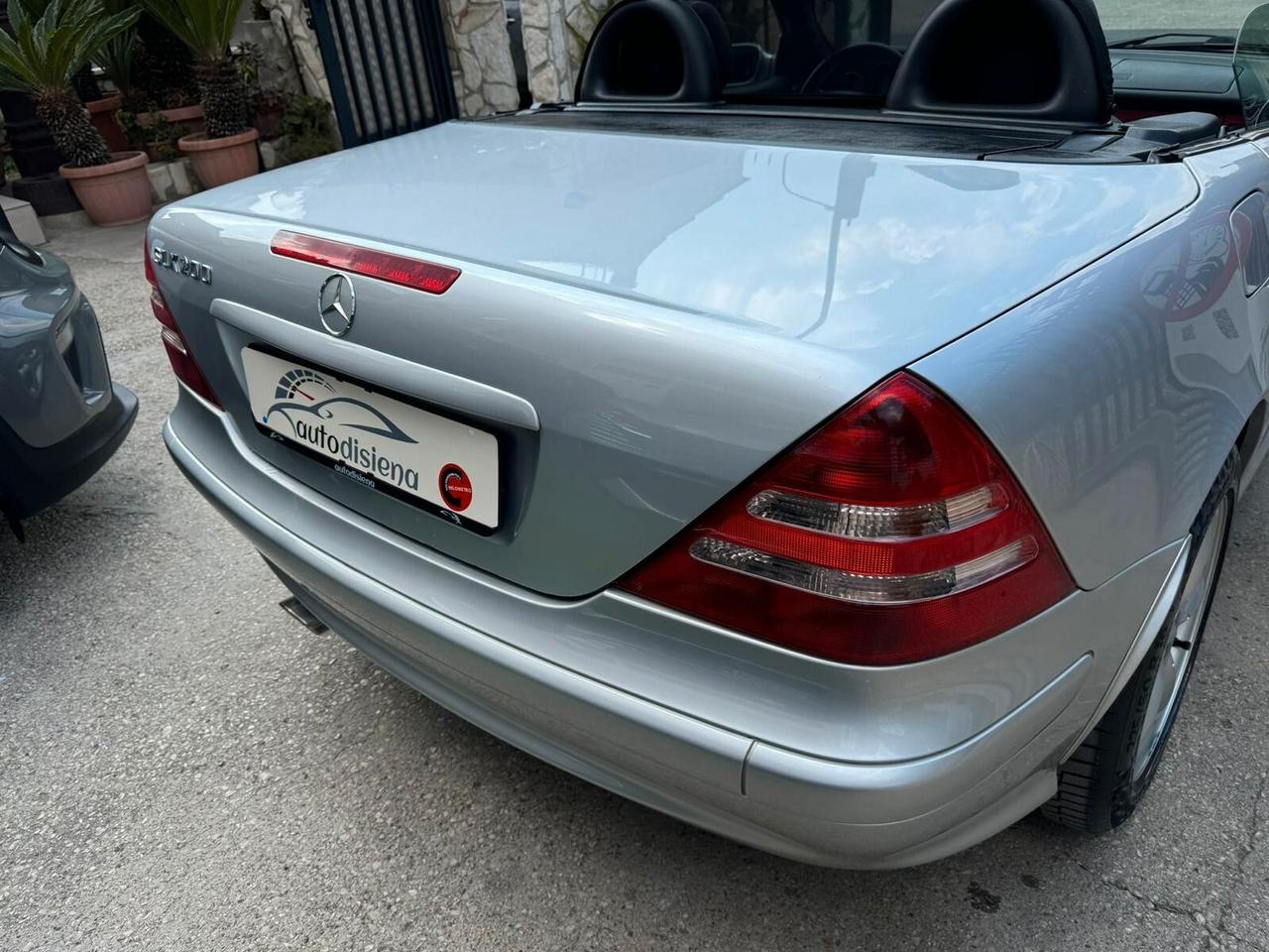 Mercedes-benz SLK 200 Kompressor cat Special Edition automatica interni red