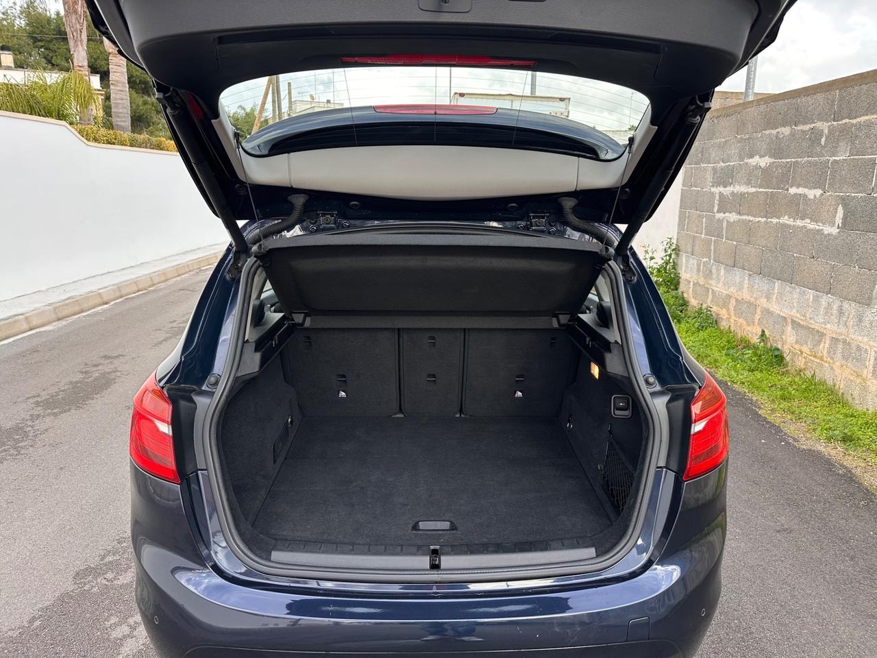 Bmw 216 220d Active Tourer Luxury