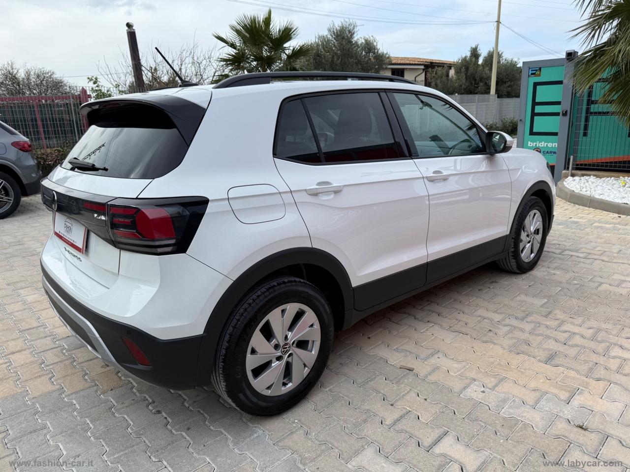 VOLKSWAGEN T-Cross 1.0 TSI Edition Plus