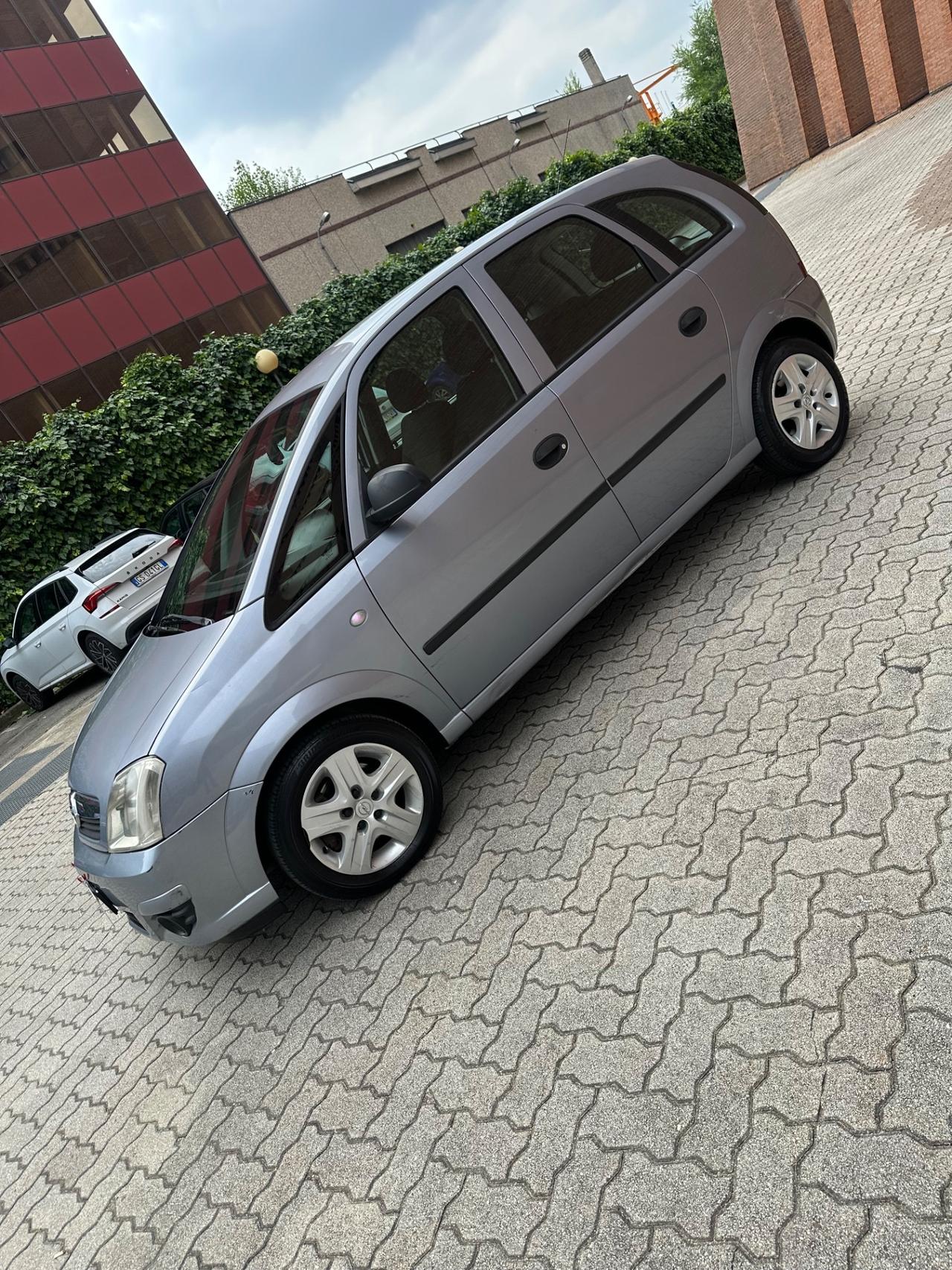 Opel Meriva 1.4 16V GPL-TECH Enjoy