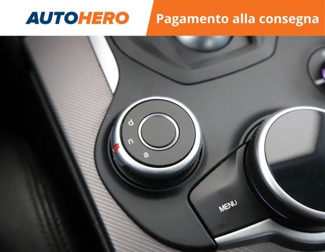 ALFA ROMEO Giulia 2.2 Turbodiesel 210 CV AT8 AWD Q4 Veloce