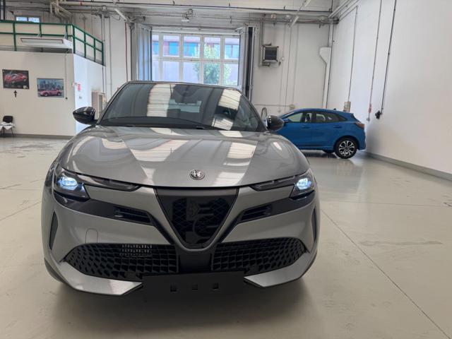 ALFA ROMEO Junior 1.2 145 CV Hybrid eDCT6 Speciale KM.0