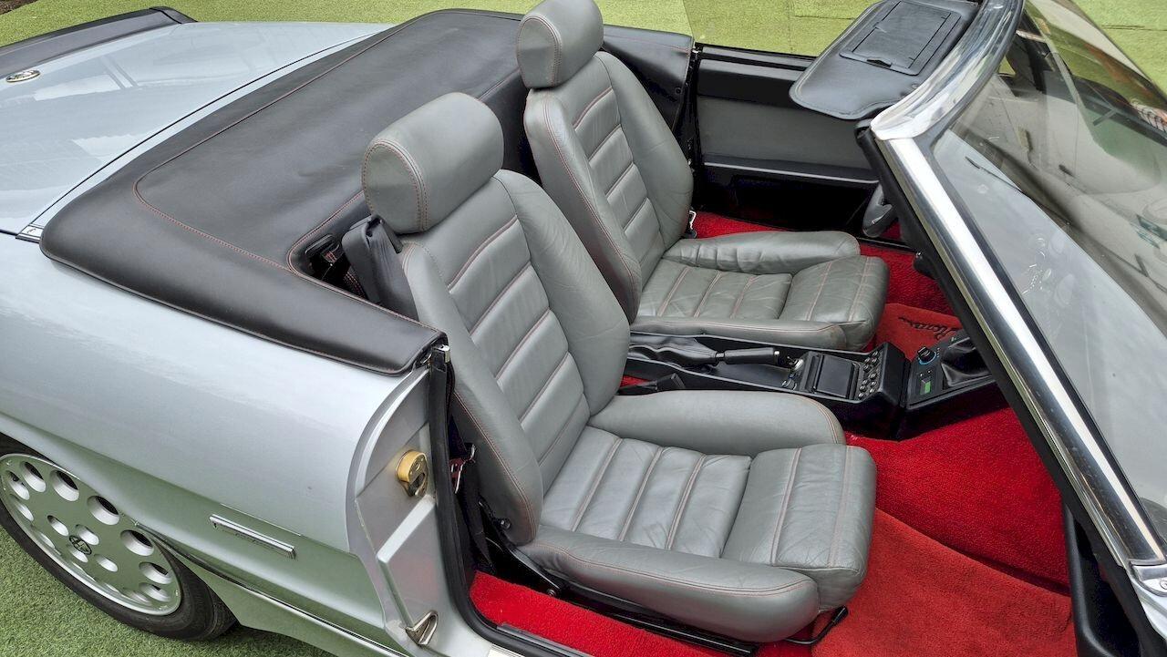 Alfa Romeo Spider 2.0i Quadrifoglio Verde – 1987