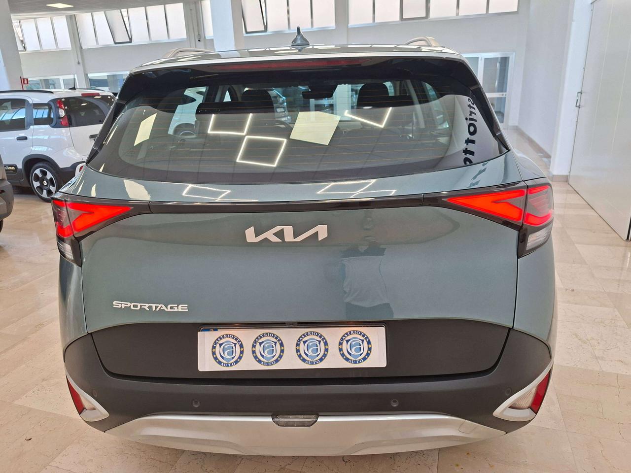 Kia Sportage 1.6 tgdi mhev Business dct 2 ANNI GARANZIA AYVENS
