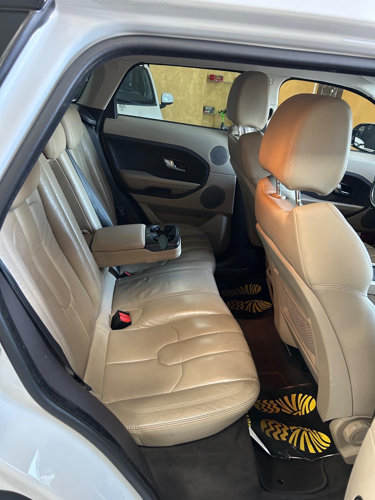 RANGE ROVER EVOQUE 2.2 Td4 150 cv “PERFETTA”-2013