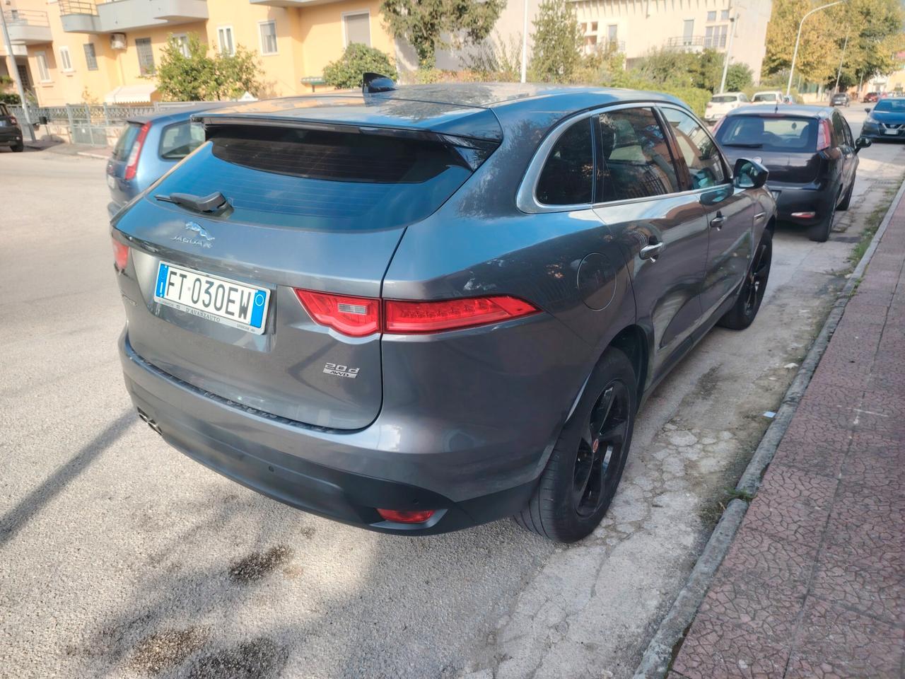 Jaguar F-Pace 2.0 D 180 CV AWD aut. Prestige