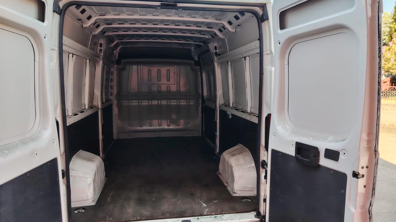 Peugeot Boxer 335 2.2 BlueHDi 165 S&S PLM-TM Furgone
