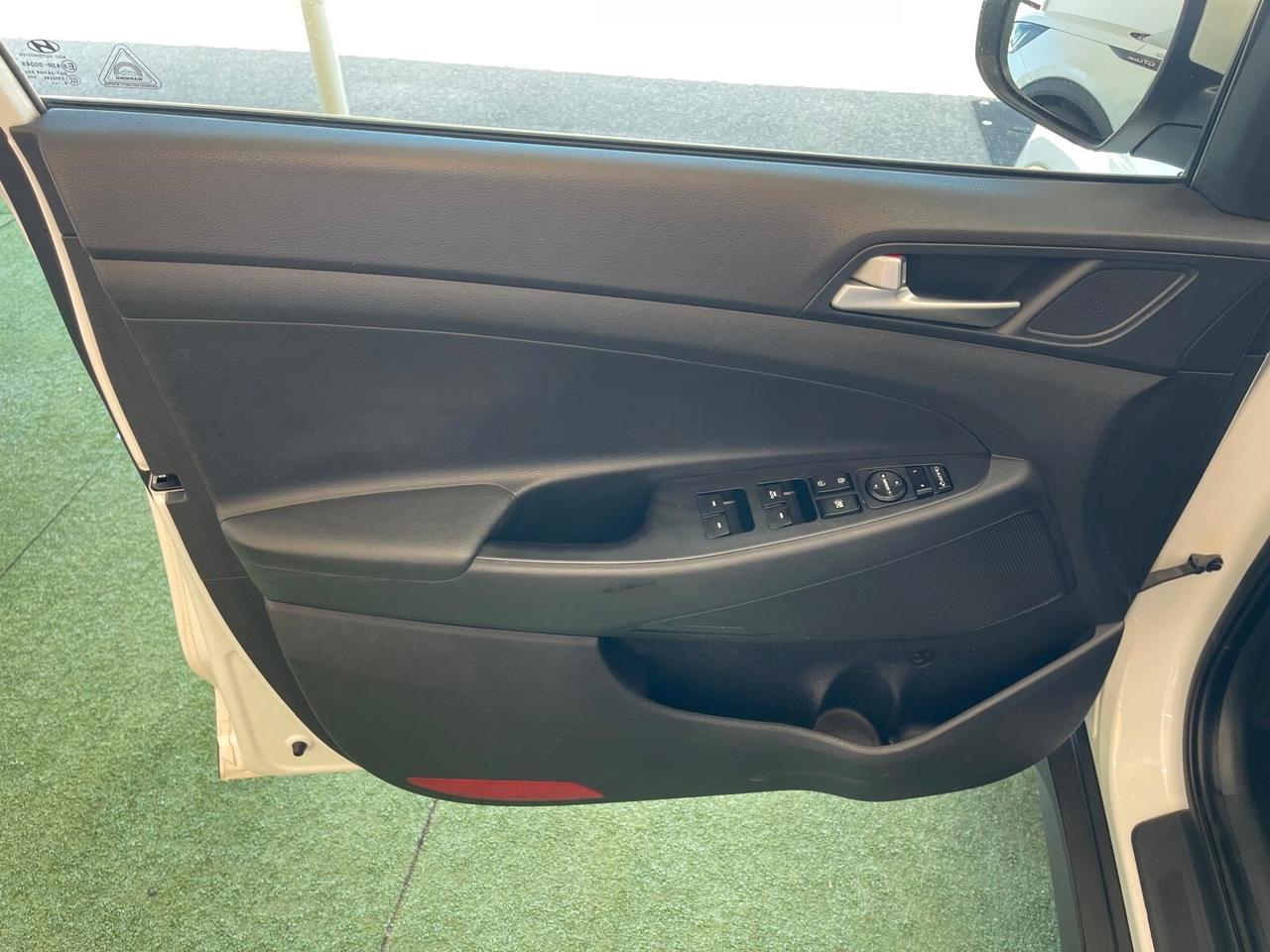 HYUNDAI TUCSON 1.7 DIESEL 116CV X-POSSIBLE