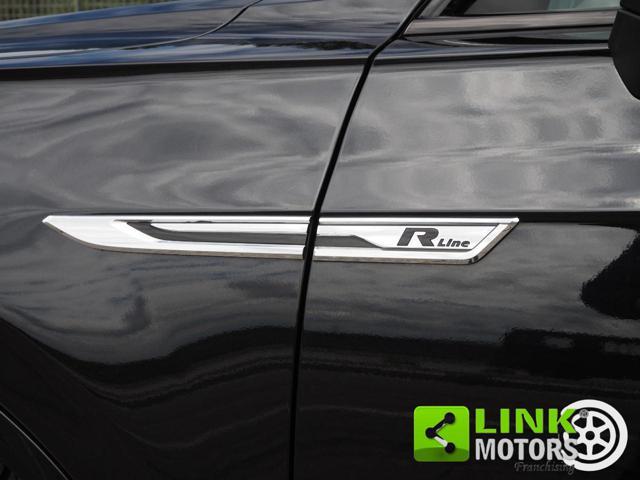 VOLKSWAGEN Touareg 3.0 V6 TDI 286 CV R-LINE