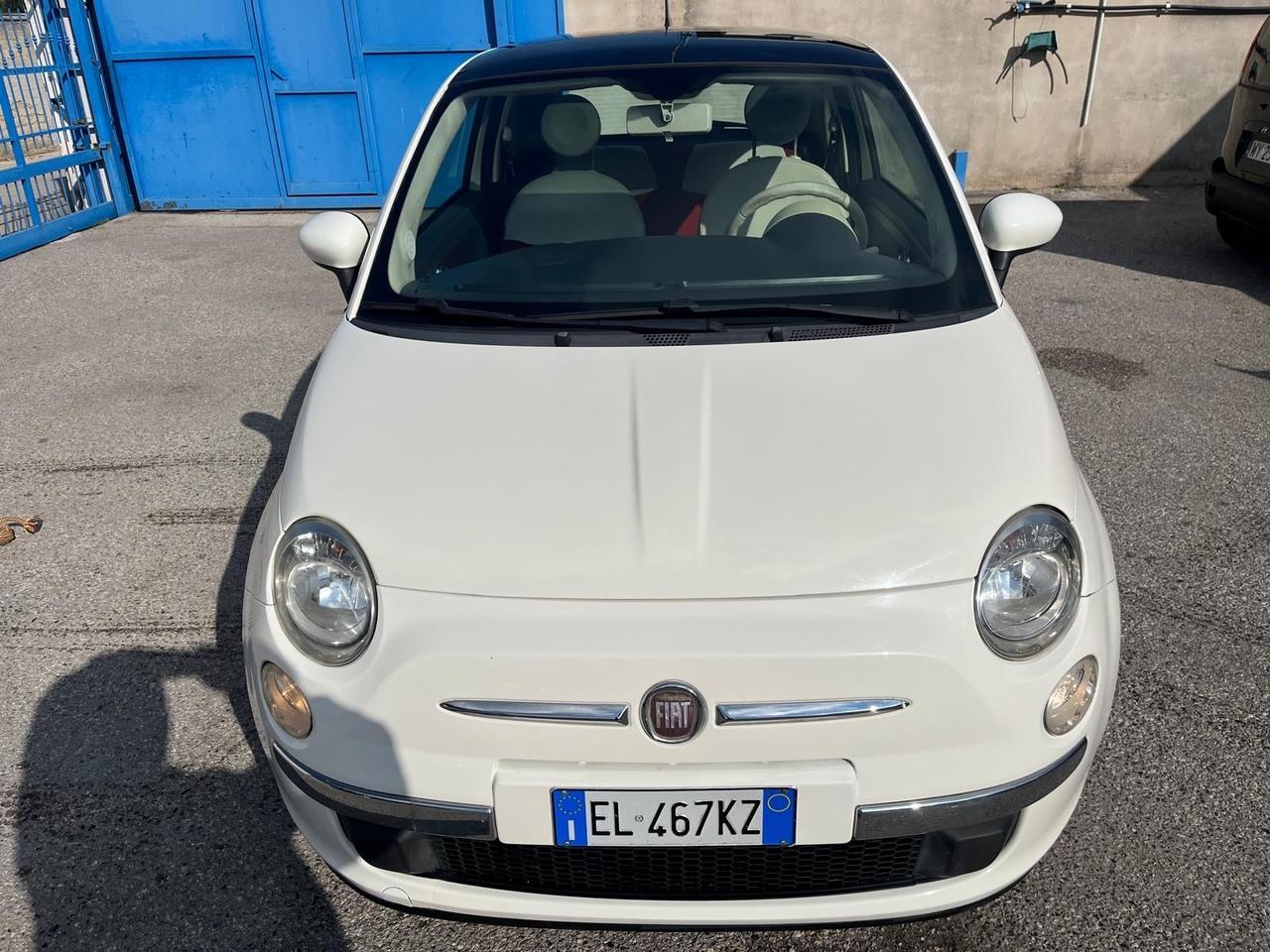 Fiat 500 1.3 mat/95 cv lounge-km 139000-2012