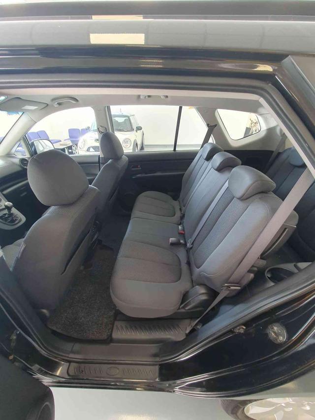 KIA Carens 2.0 16V CRDi 7 POSTI!!!