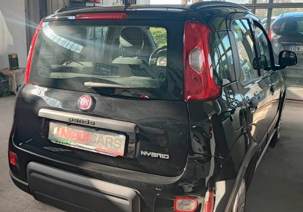 Fiat Panda 1.0 FireFly S&S Hybrid Pandina