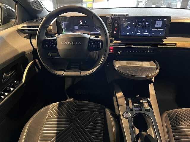 Lancia Ypsilon 1.2 Hybrid e-DCT LX
