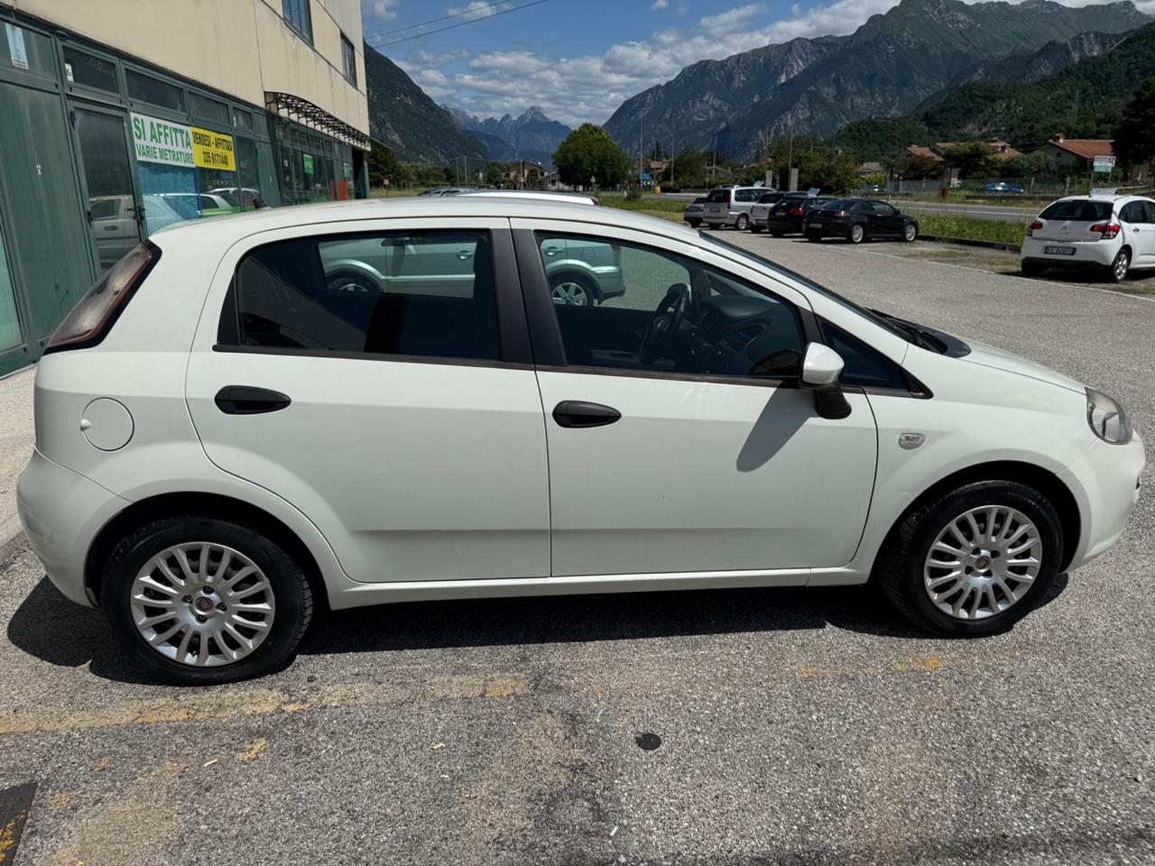 Fiat Punto 1.3 MJT 5 porte - OK NEOPATENTATI