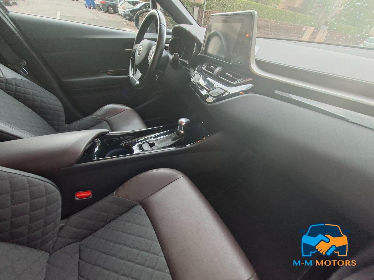 Toyota C-HR 5 Porte C-HR 1.8h Lounge 2wd e-cvt unico proprietario