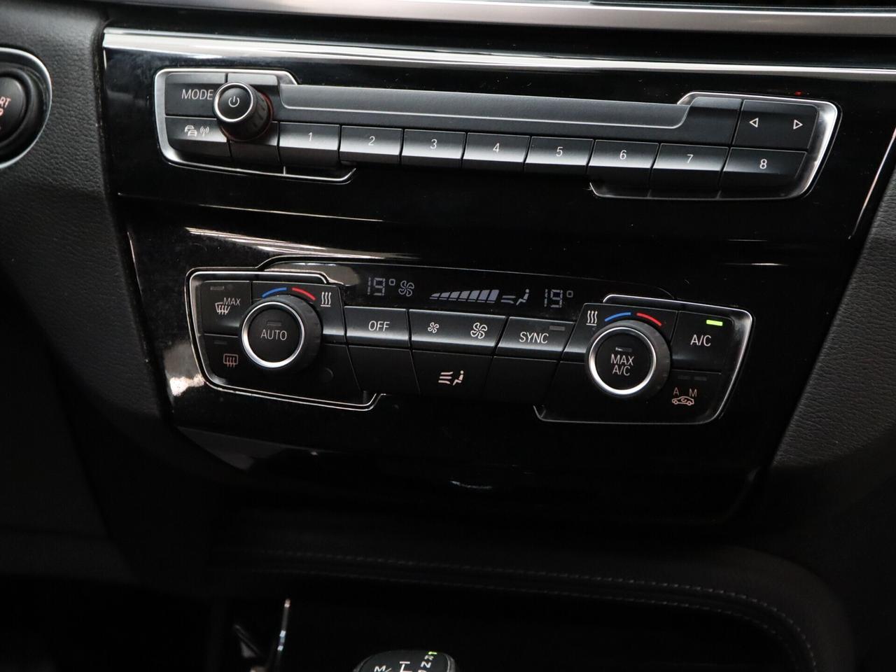 BMW X1 F48 sdrive18d xLine auto