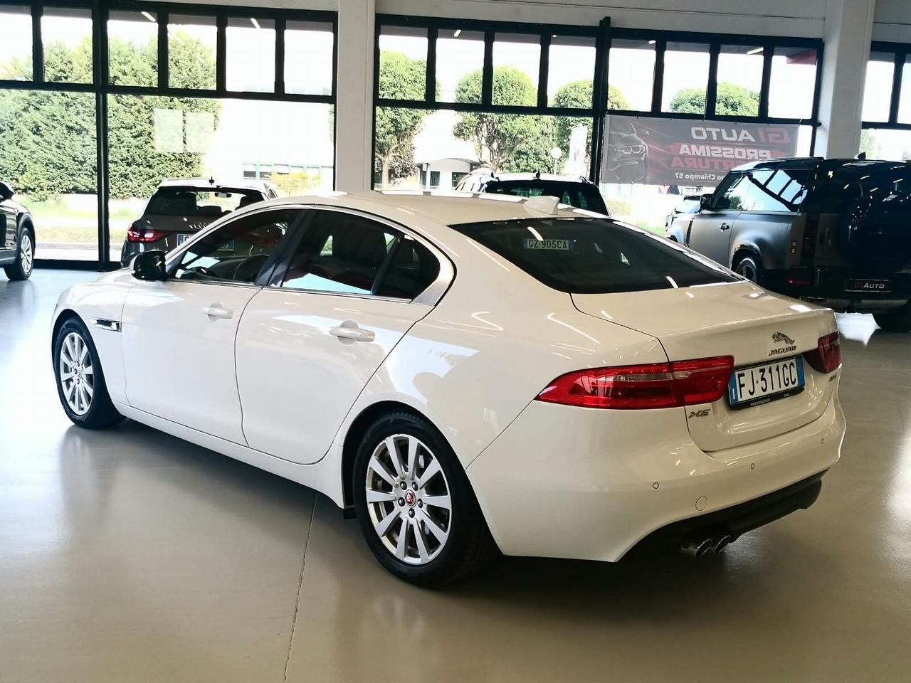 Jaguar XE 2.0 D 180 CV aut. ***PELLE***NAVI***