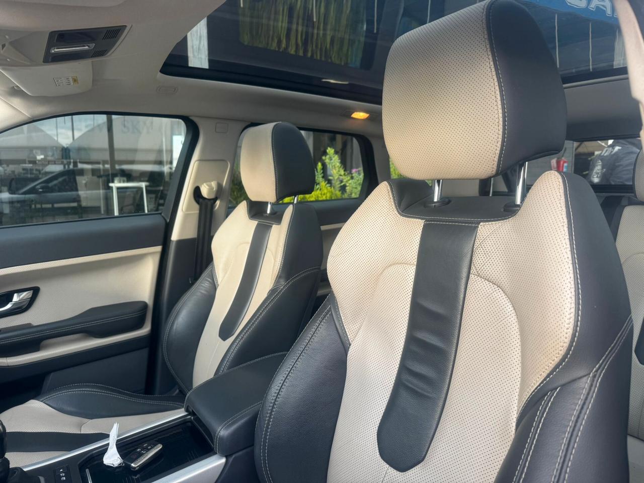 Land Rover Evoque 2.2 TD4 5p. Dynamic