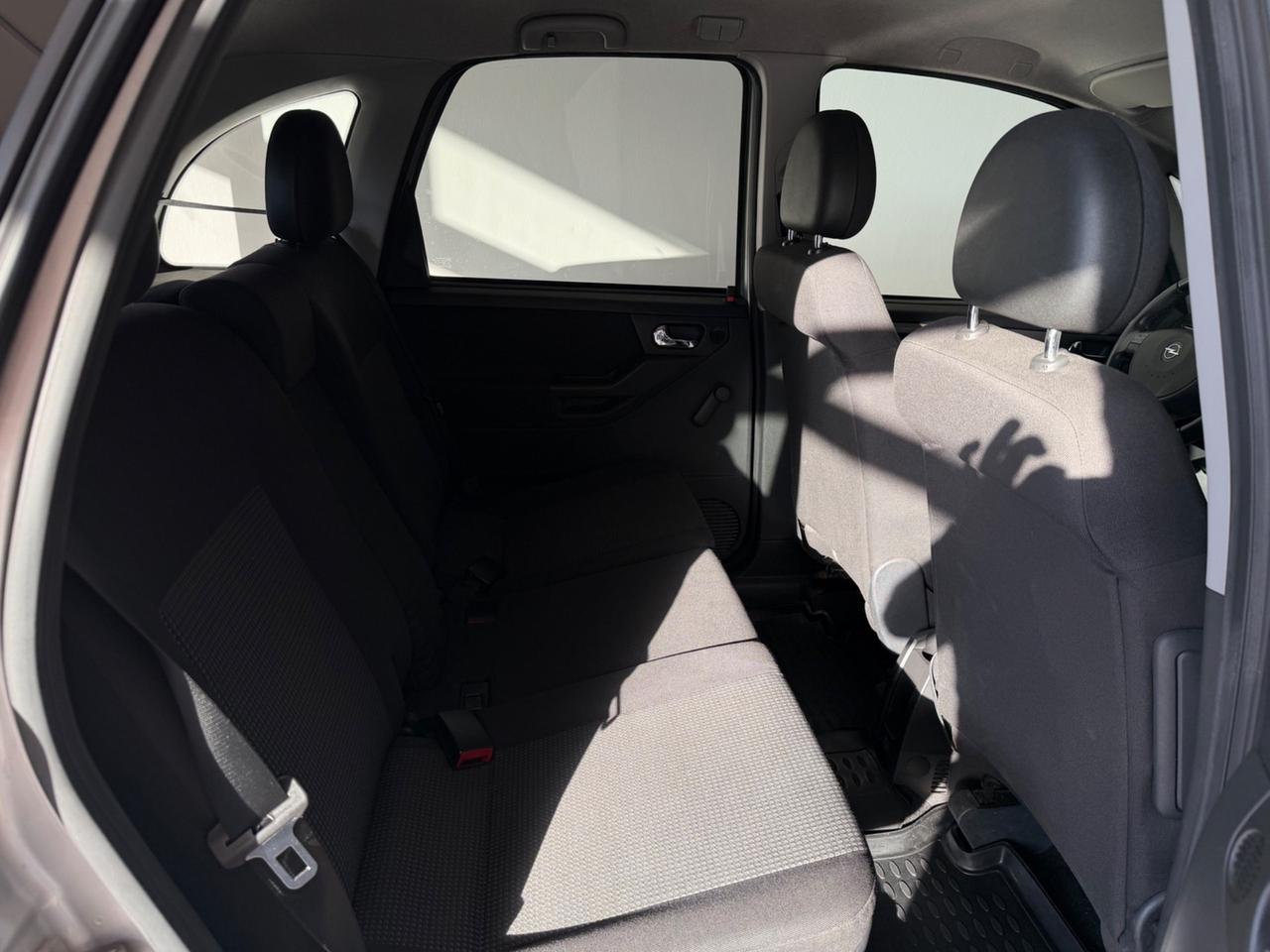 Opel Meriva 1.4 16V GPL-TECH Enjoy