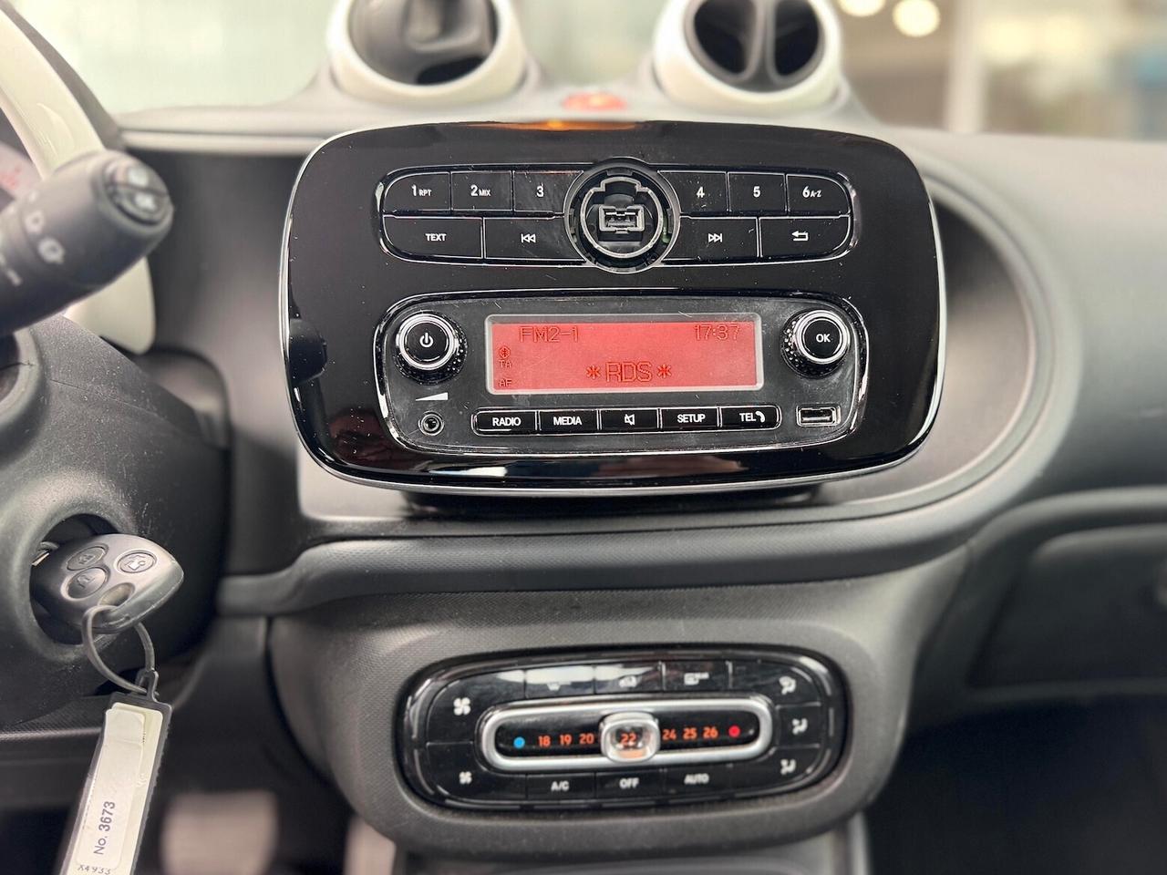 Smart ForTwo 70 1.0 twinamic Neo E6 - 2017