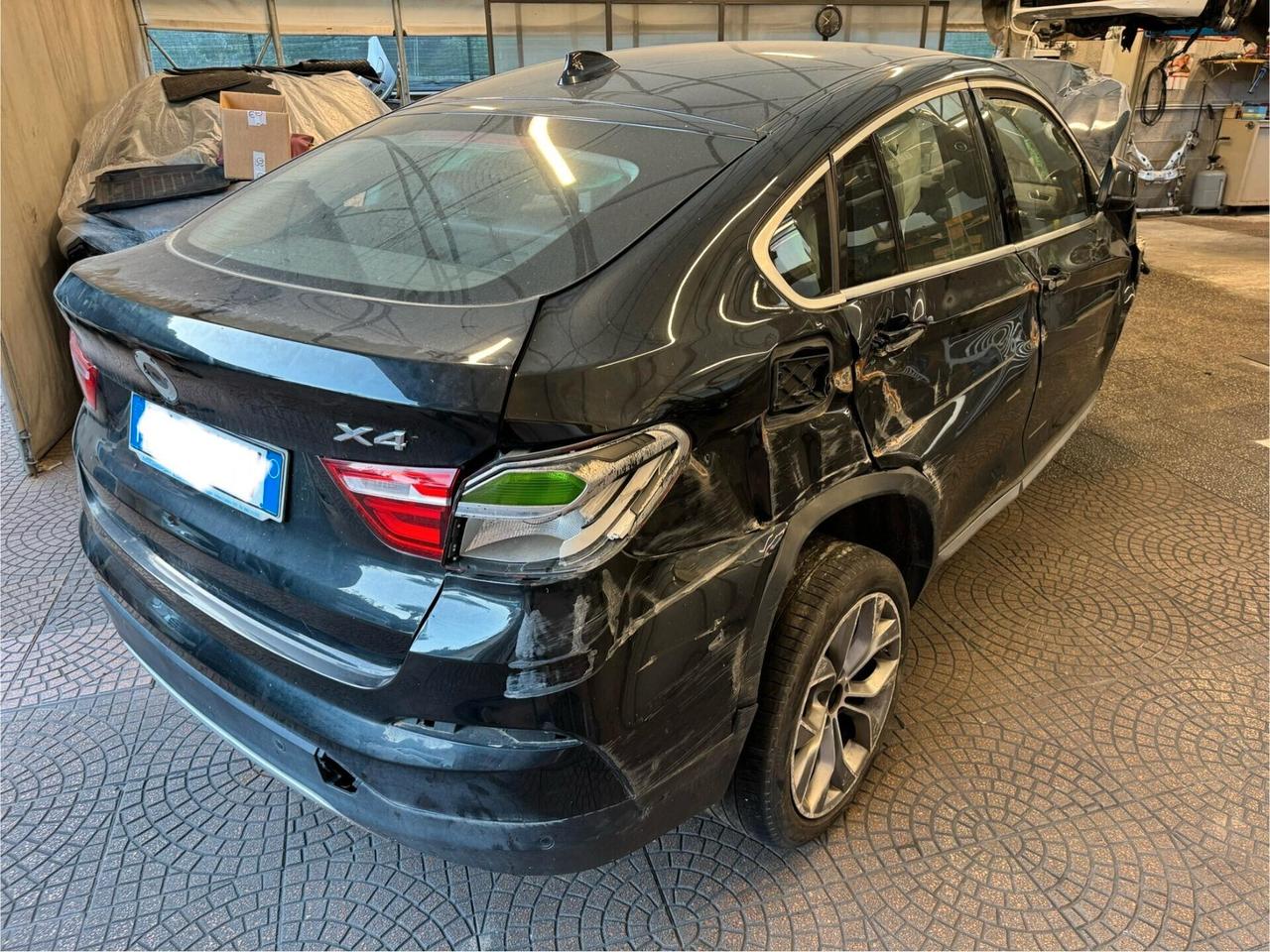 Bmw X4 xDrive35dA xLine INCIDENTATA / NO MOTORE / SOLO EXPORT / COMMERCIANTI
