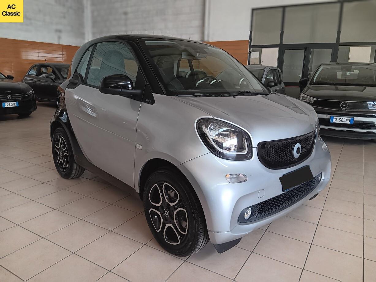 Smart Fortwo Passion 1.0 ( 70 cv)
