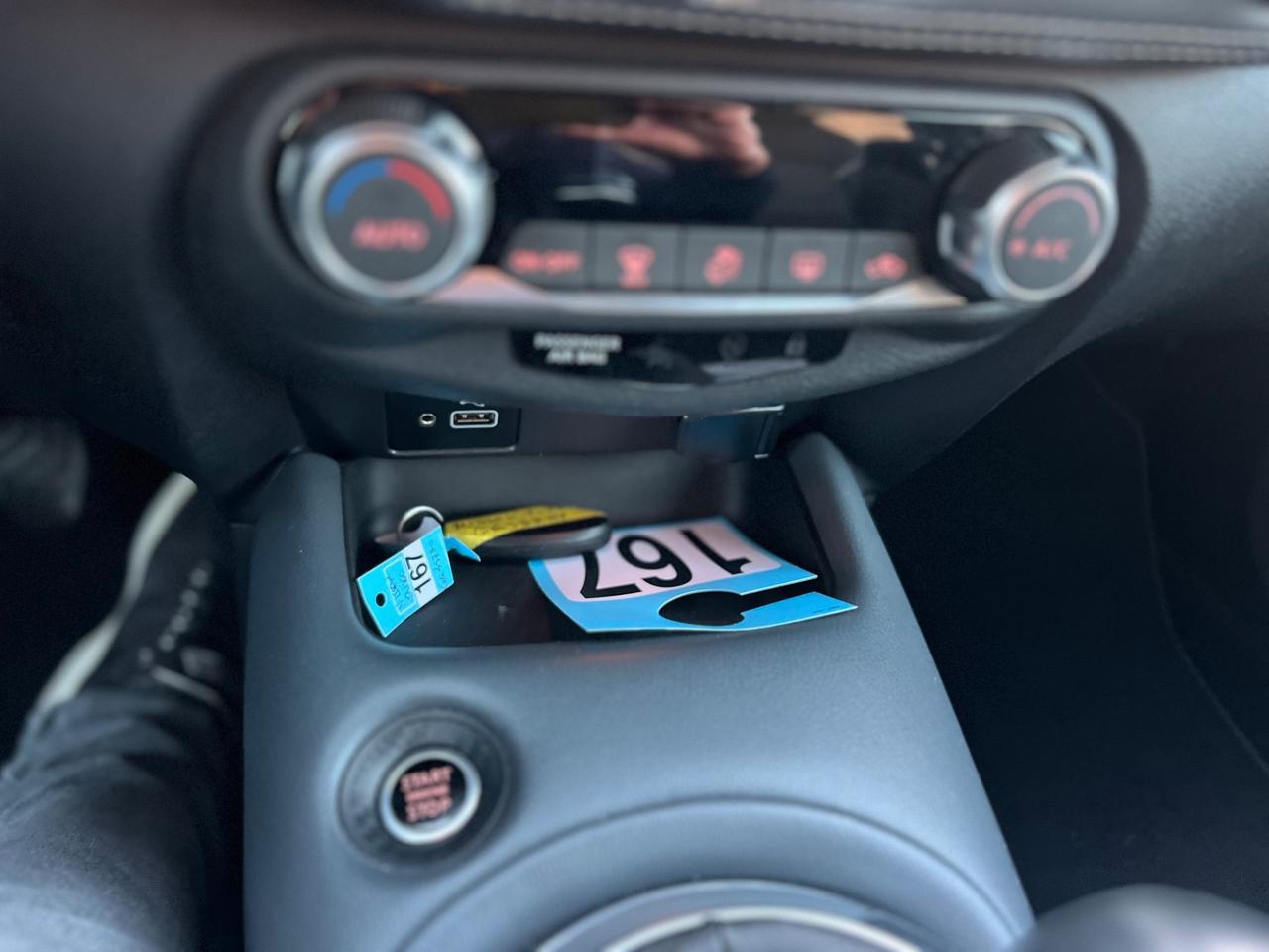 Nissan Juke 1.0 DIG-T 114 CV N-Connecta