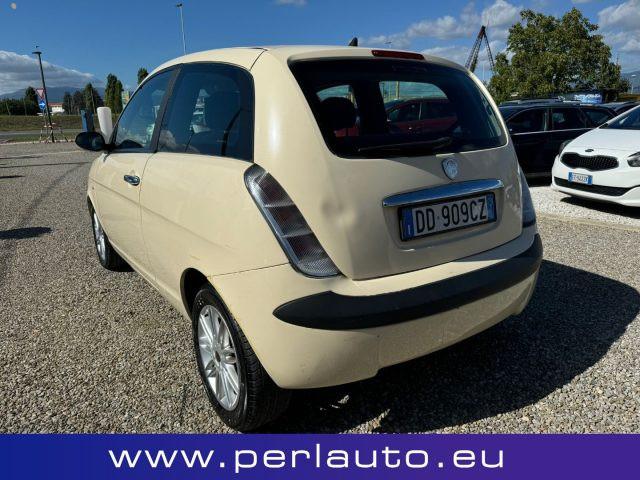 LANCIA Ypsilon 1.2 16V Argento