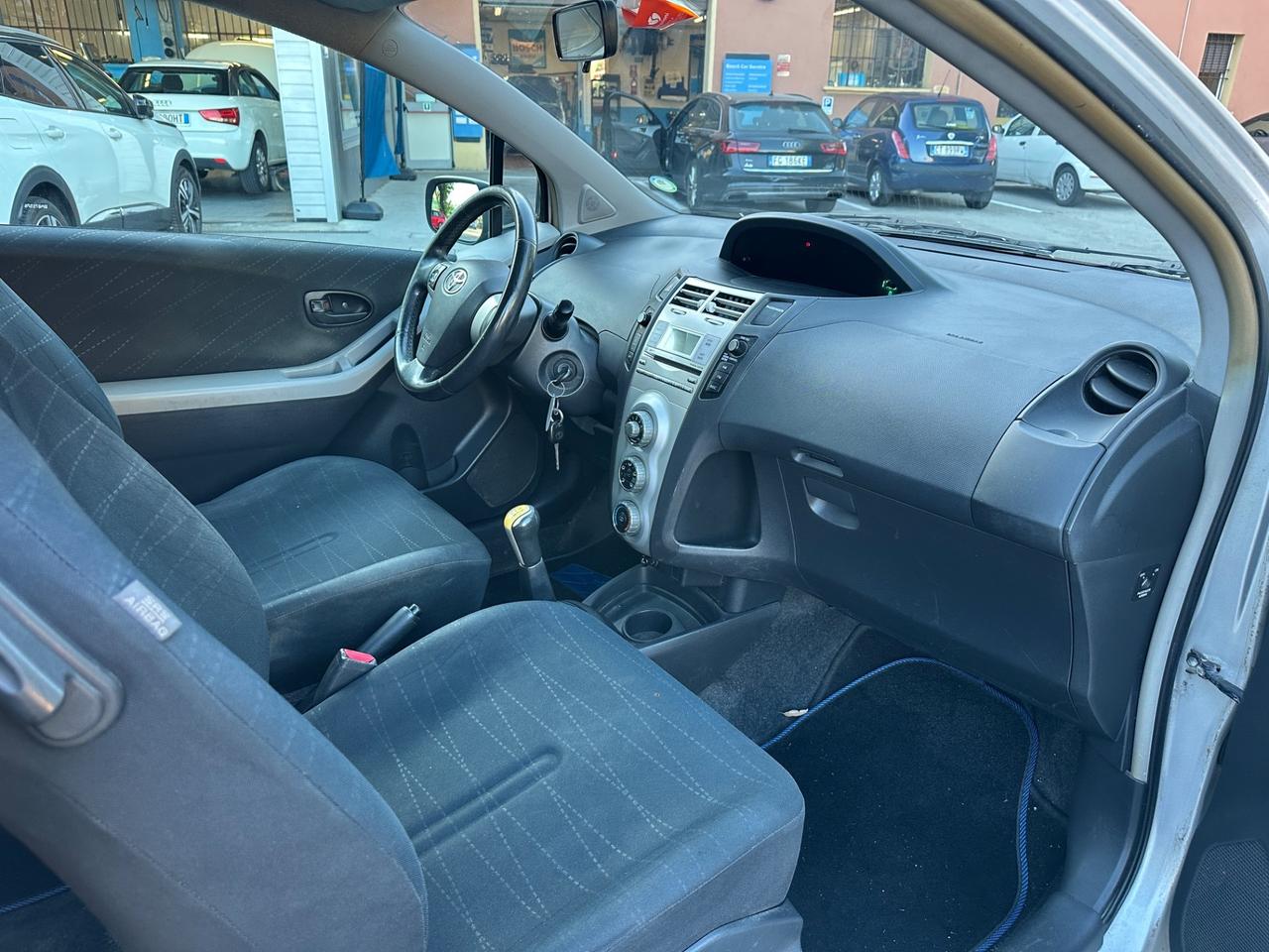Toyota Yaris 1.3 3 porte Sol