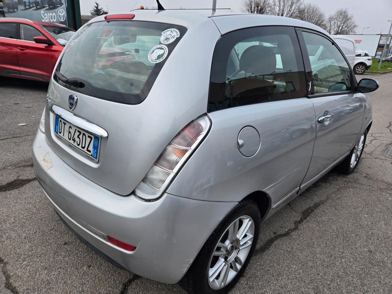 Lancia Ypsilon 1.4 Argento