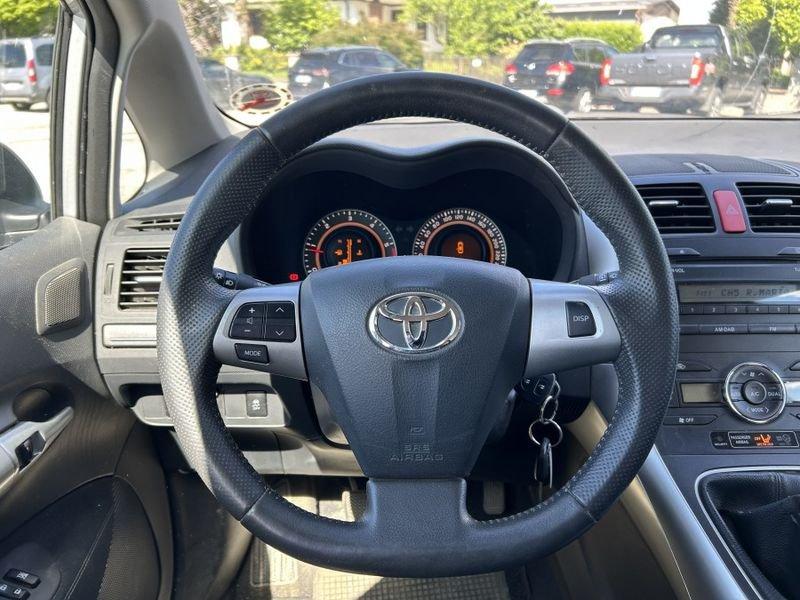 Toyota Auris 1.4 D-4D 5 porte Sol 1 PROPRIETARIO * GARANZIA
