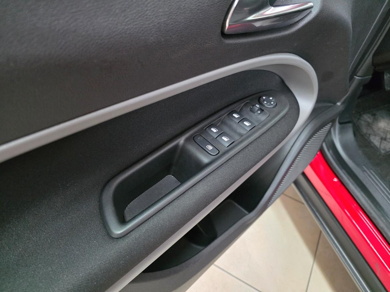 JEEP AVENGER 1.2 Turbo 100cv MHEV LONGITUDE