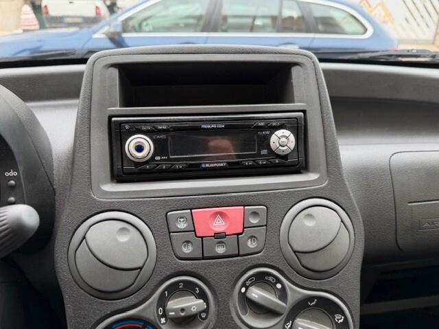 Fiat Panda 1.2 Emotion 69 cv benzina ok neopate. anno 10/2012