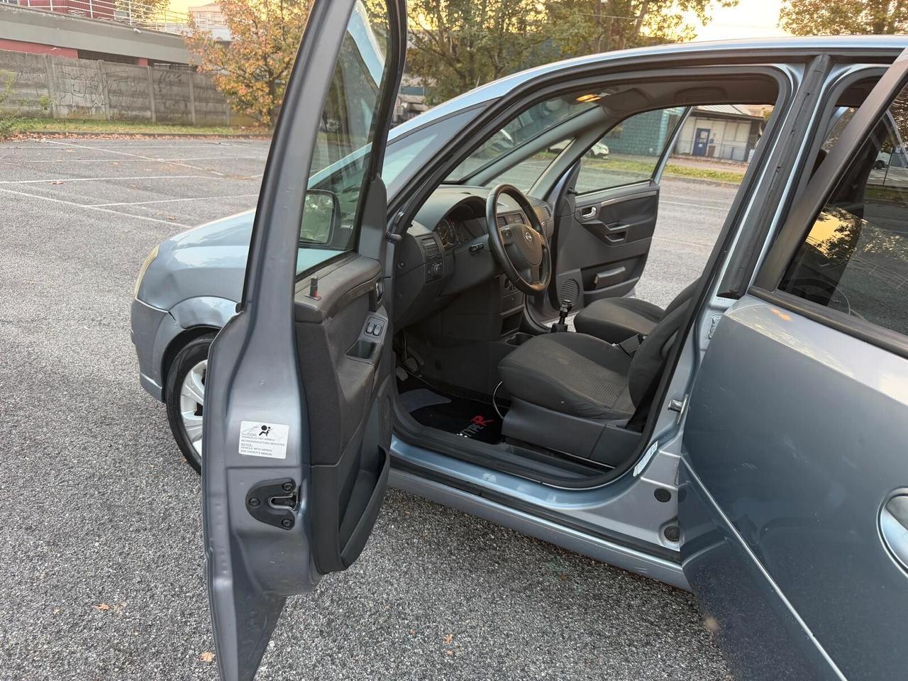 Opel Meriva 1.4 16V COSMO