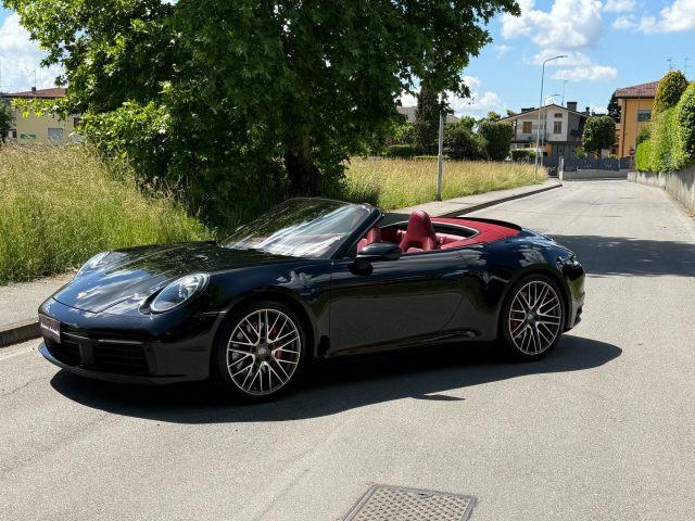 PORSCHE 992 Carrera 4S Cabriolet PRIMA VERNICE