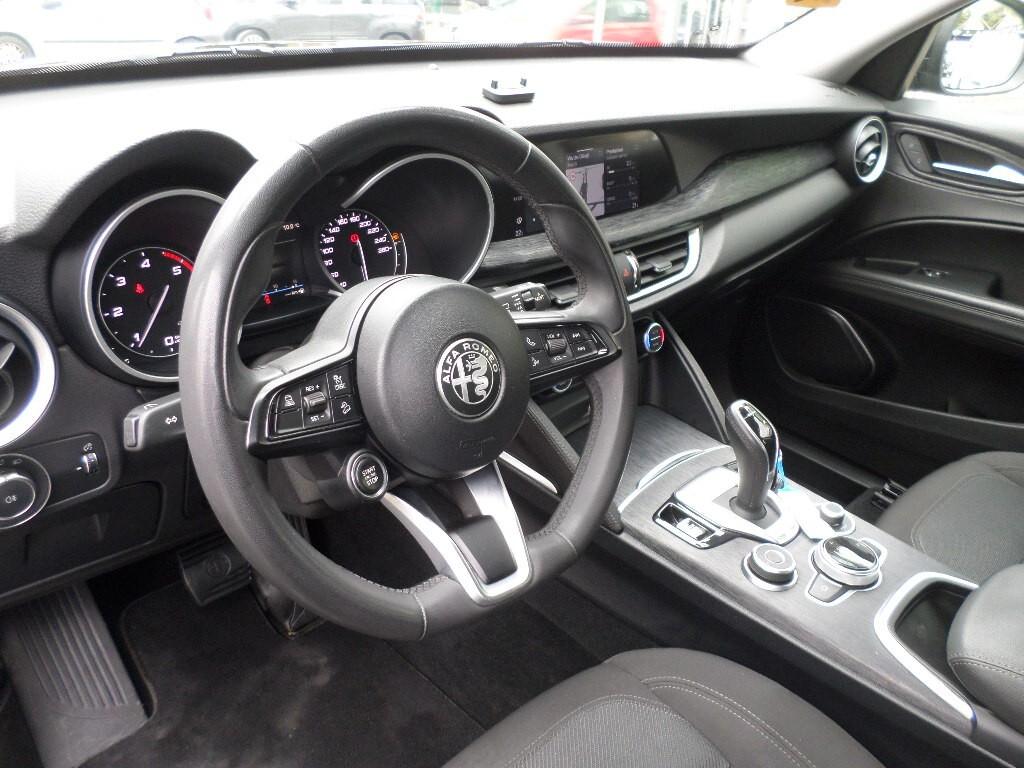 Alfa Romeo Stelvio 2.2 Turbodiesel 160 CV AT8 RWD Business