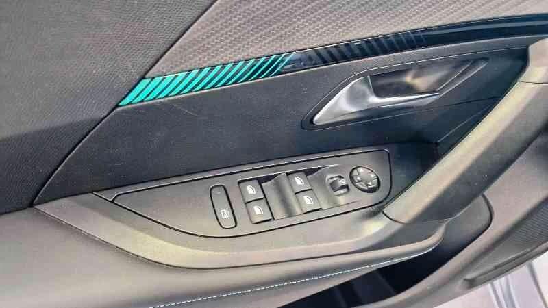 Peugeot 2008 BlueHDi 110 CV S&S Allure Pack