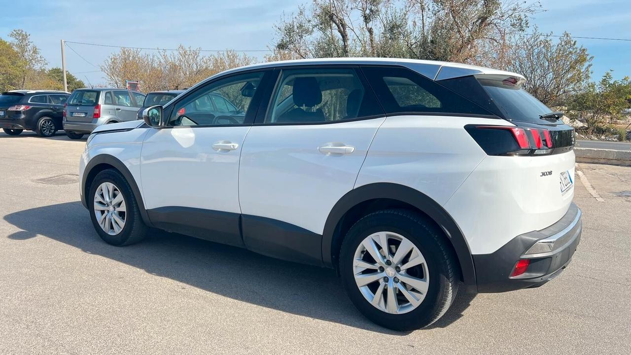 Peugeot 3008 BlueHDi 130 S&S EAT8 Allure