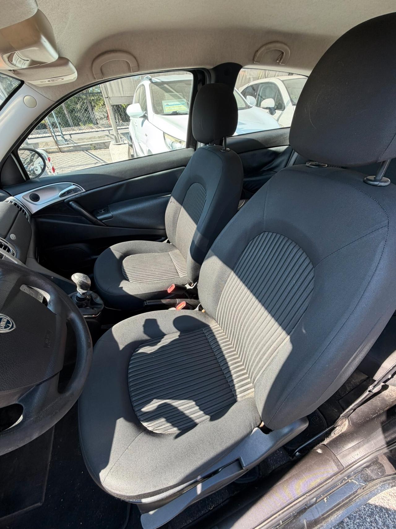 Lancia Ypsilon 1.2 69 CV Elle