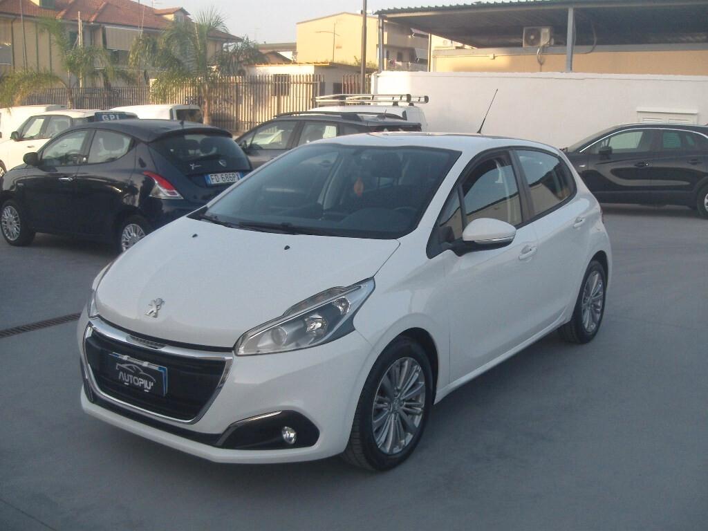 Peugeot 208 BlueHDi 75 5 porte Allure - 2015