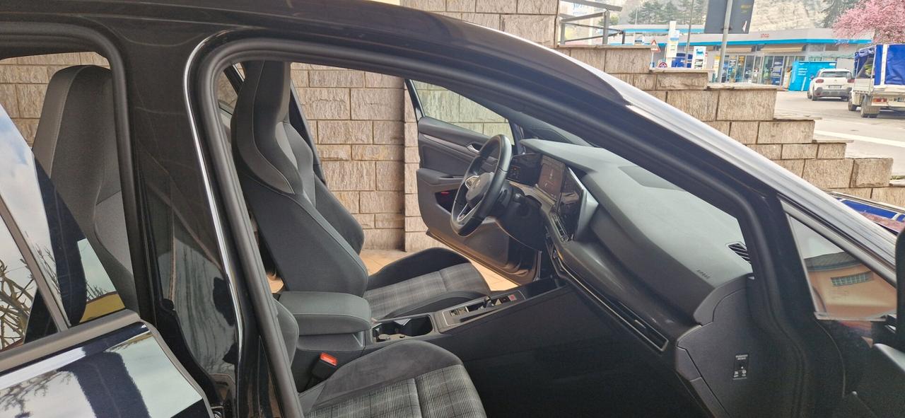 Volkswagen Golf 2.0 TDI DSG GTD Tagliandata