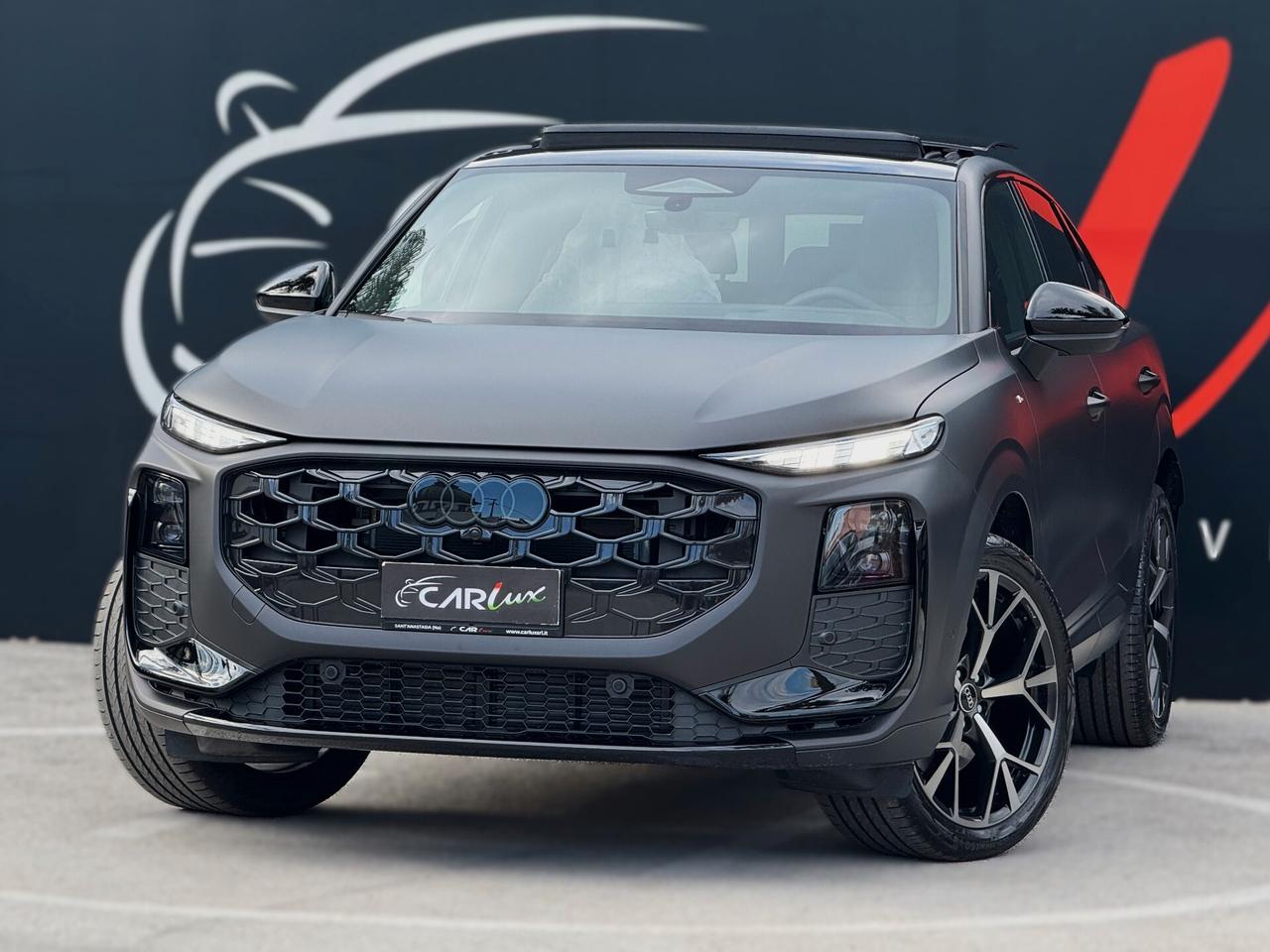 Audi Q3 Sportback TDI S line NEW MODEL TETTO