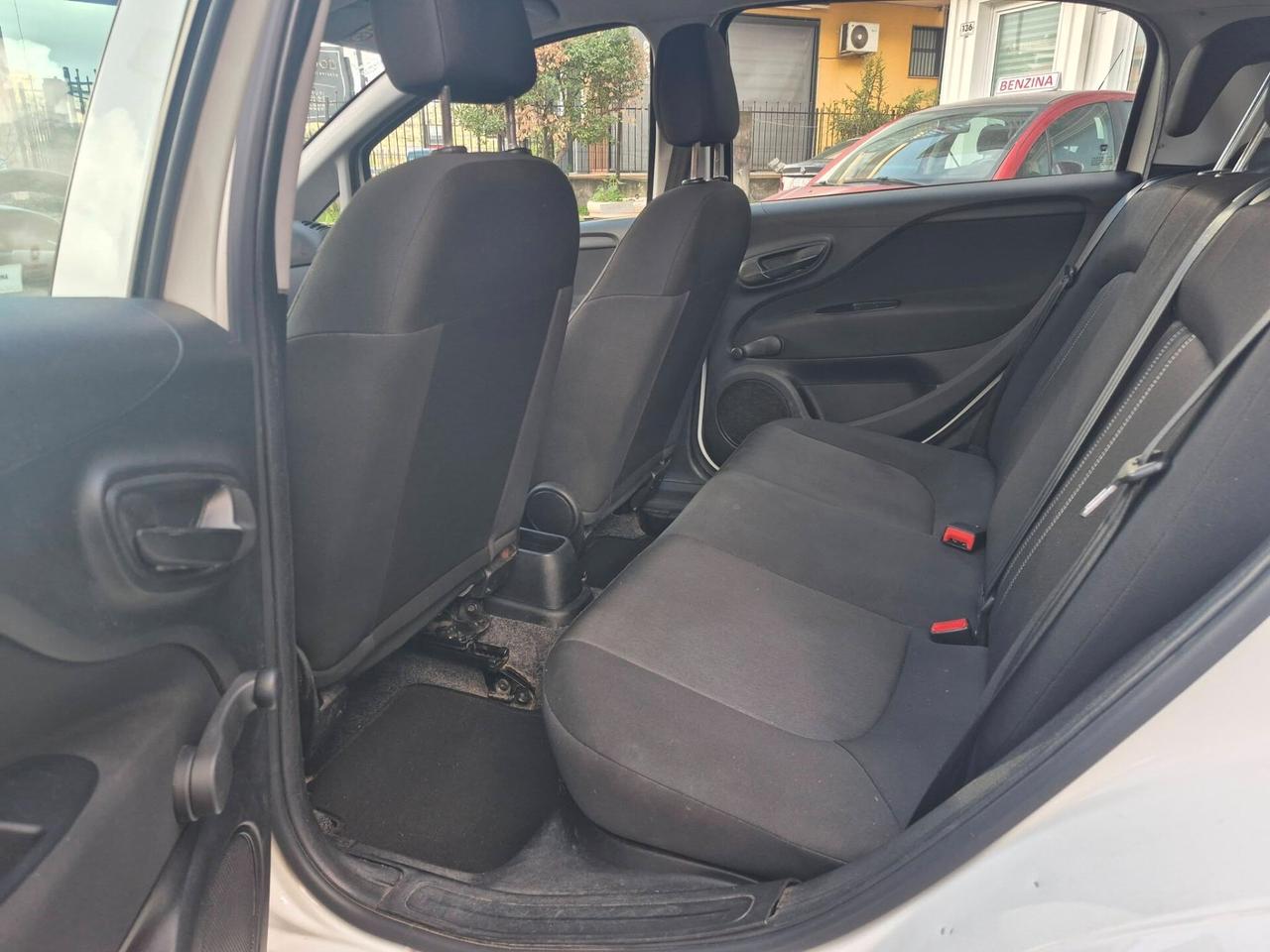 Fiat Punto 1.4 8V 5 porte Natural Power Street