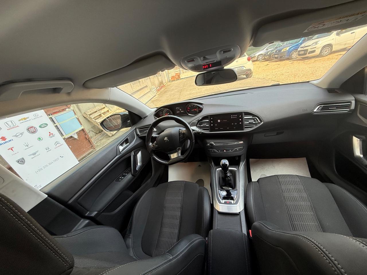 Peugeot 308 BlueHDi 130 S&S Allure