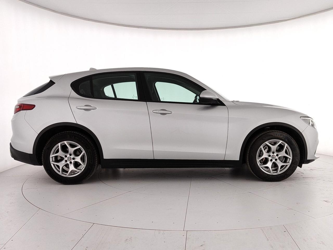 Alfa Romeo Stelvio 2.2 Turbodiesel 190 CV AT8 RWD Business